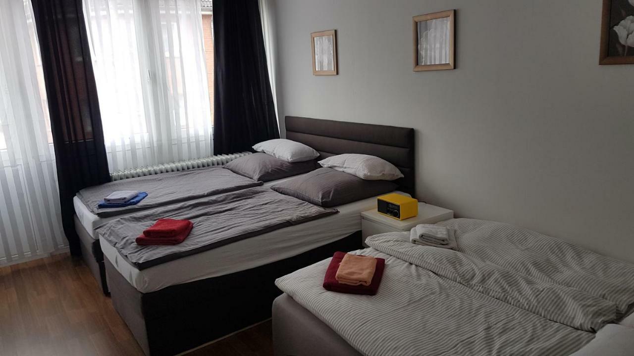 Sonniges Modernes Appartement Hoehenberg Köln Exterior foto