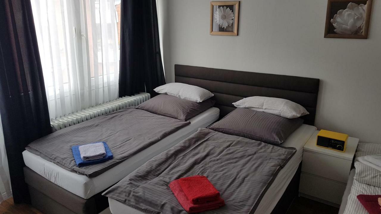 Sonniges Modernes Appartement Hoehenberg Köln Exterior foto
